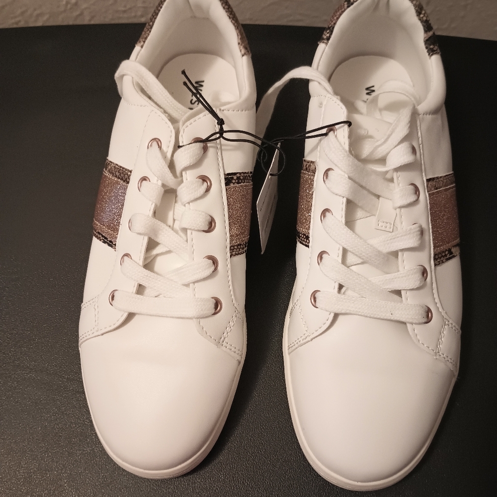 Women Sneakers